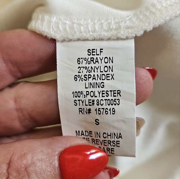 CLOUD Ten White Notched Cropped Bustier Tank Top. Size Small - Picture 10 of 16